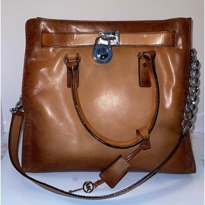 Gorgeous Michael Kors Hamilton bag